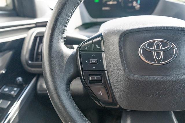 Certified Used 2023 PRECIOUS METAL Toyota  image 26