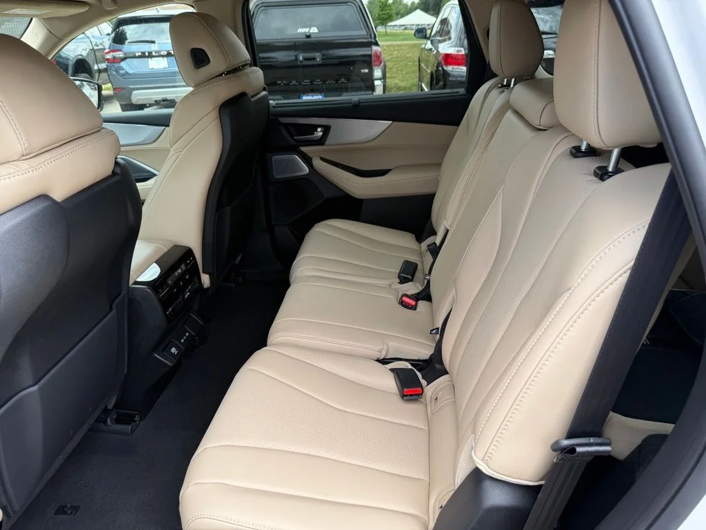 New 2026 Platinum White Pearl Acura Technology Package image 15