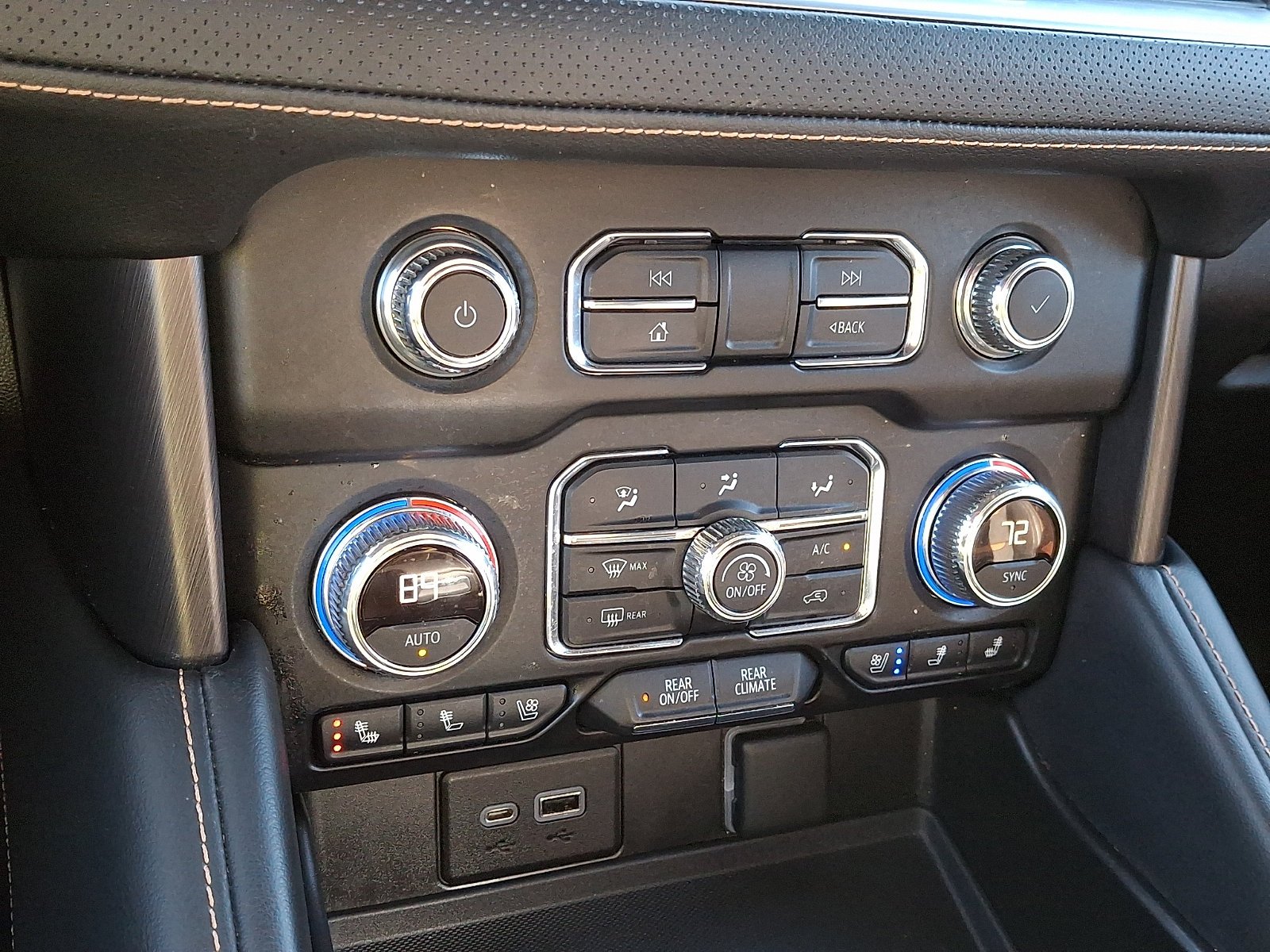2021 GMC Yukon XL AT4 - Photo 19