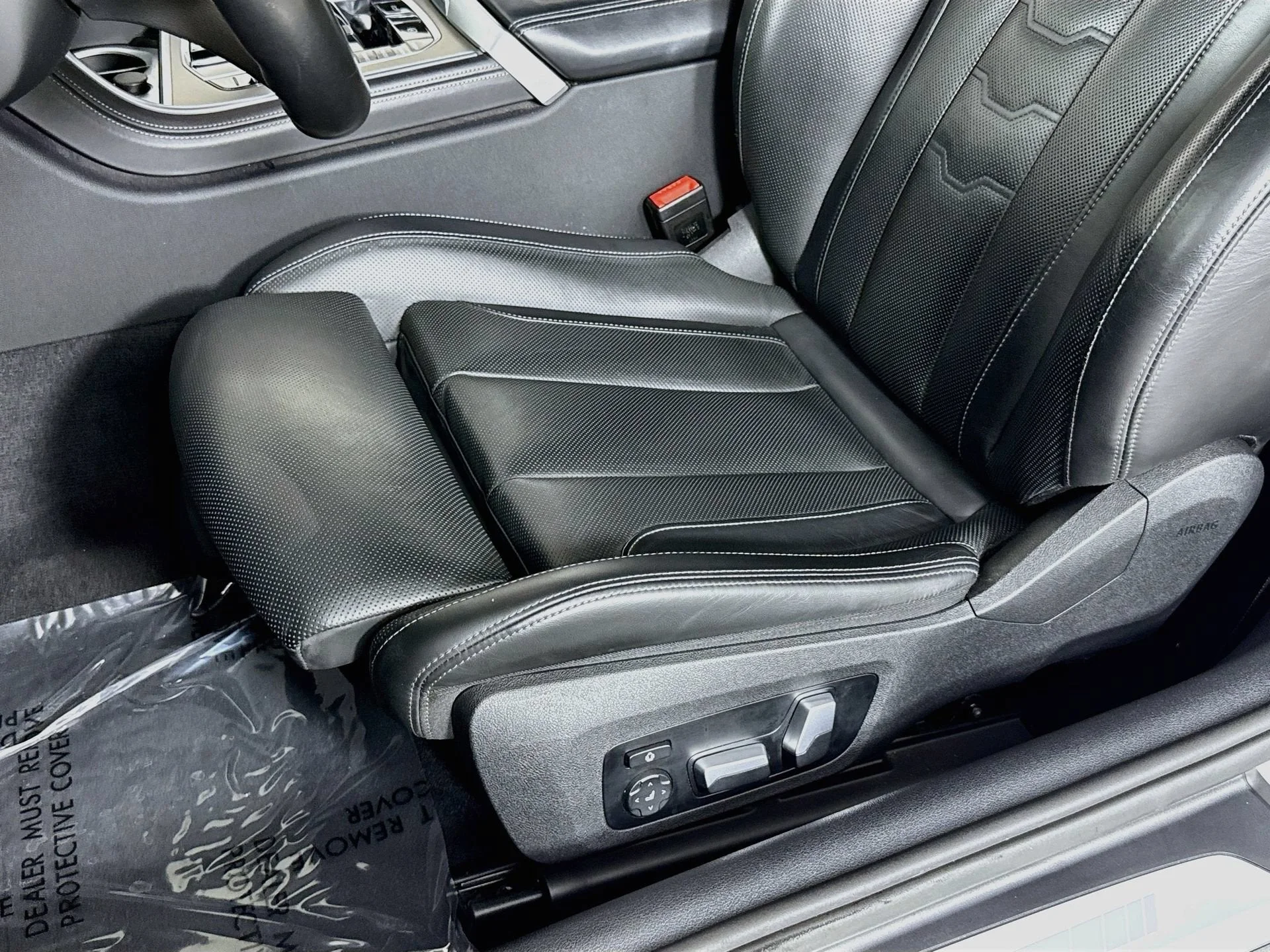 Used 2025 Mineral White Metallic BMW 840i image 18