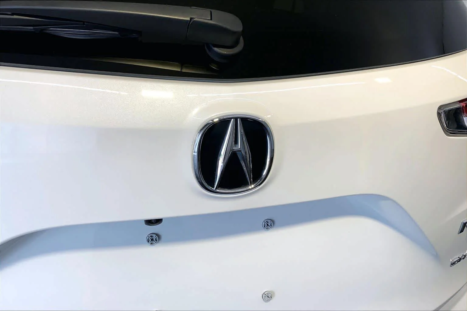 Certified Used 2023 Platinum White Pearl Acura BASE image 33