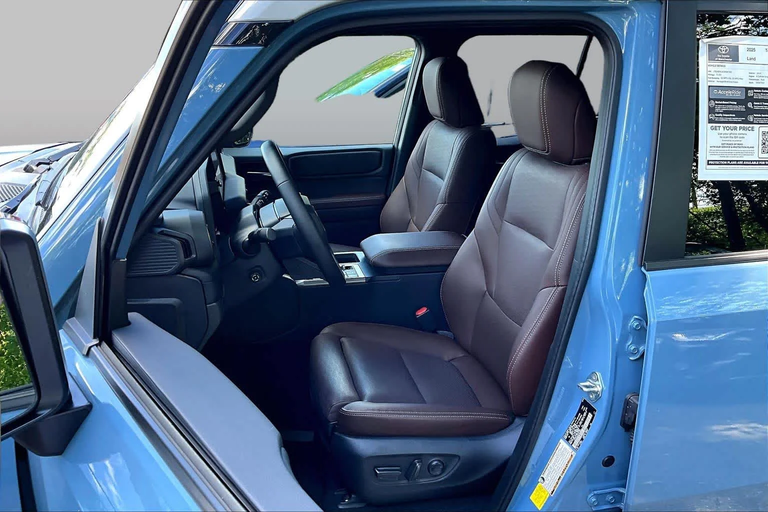 Certified Used 2025 Heritage Blue/Gray Scape Toyota  image 9