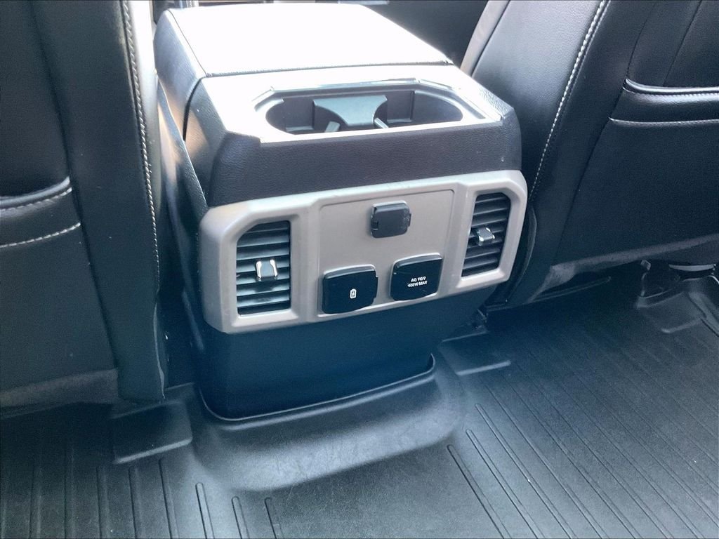 Used 2018 White Ford Lariat image 28