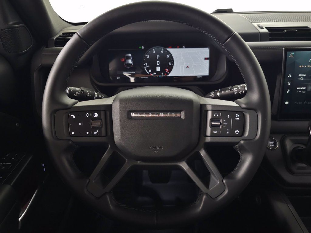 Certified Used 2025 Black Land Rover X-Dynamic SE image 20