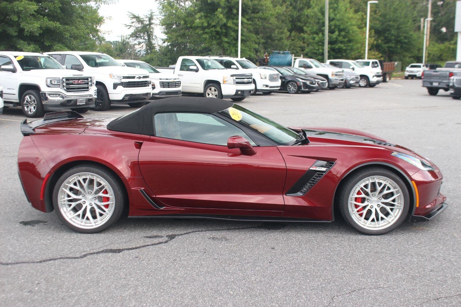 Used 2019 LONG BEACH RED METALLIC TINTCOAT Chevrolet Z06 2LZ image 8