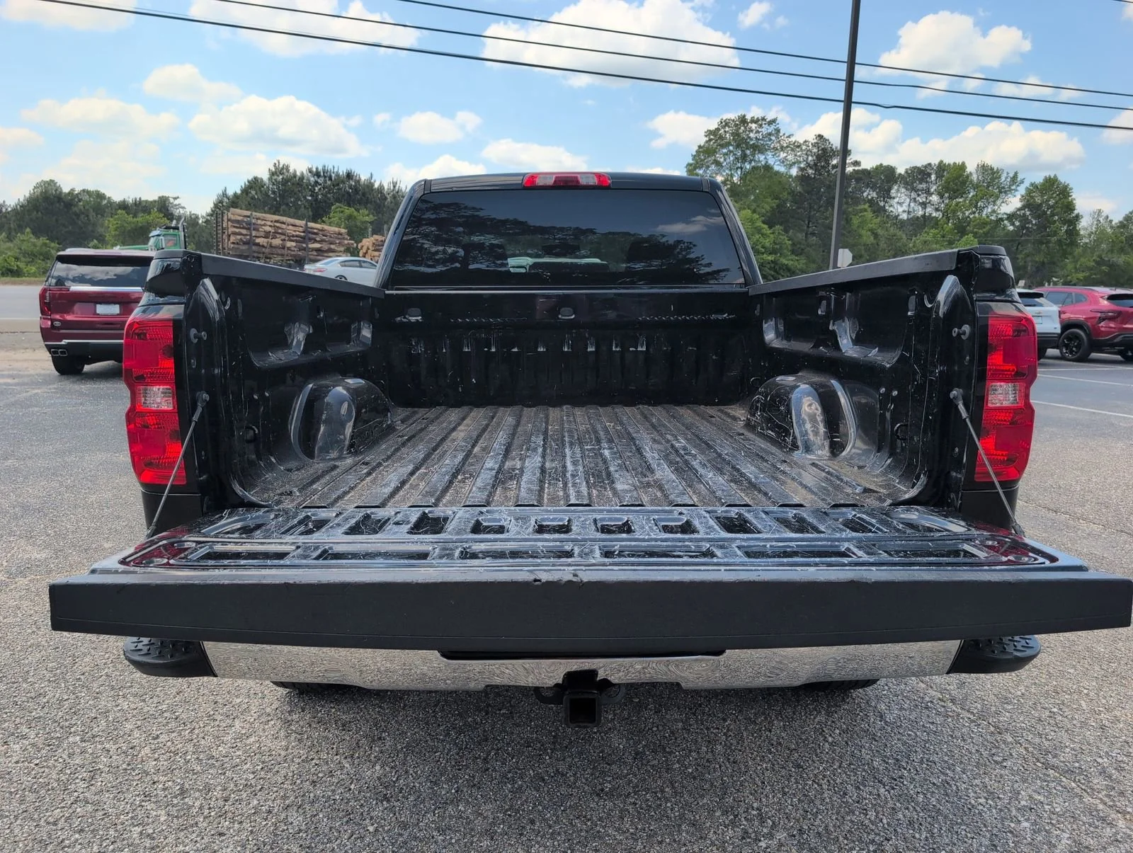 Used 2018 BLACK Chevrolet LT image 5