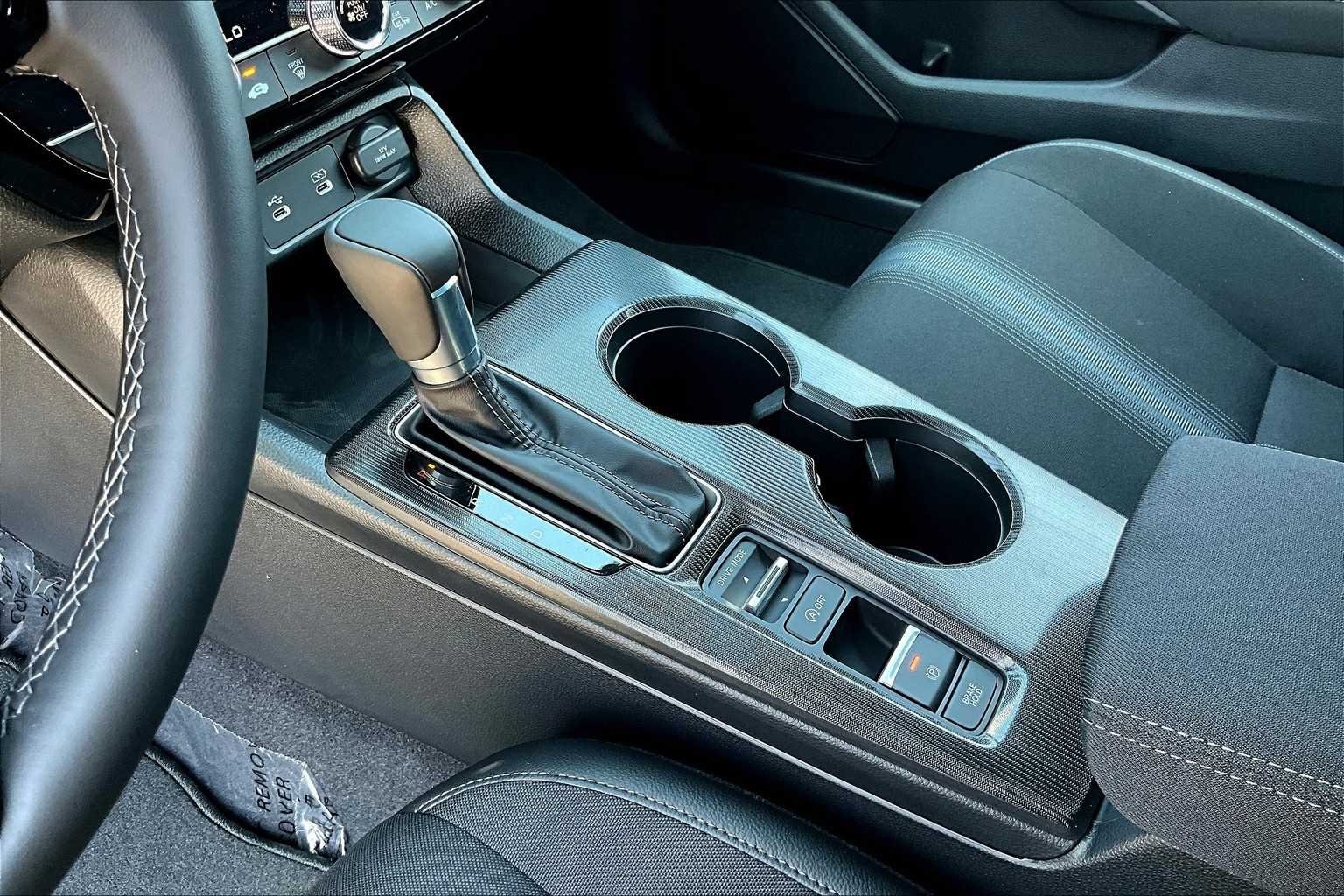 2026 Honda Civic Hatchback Sport - Photo 7