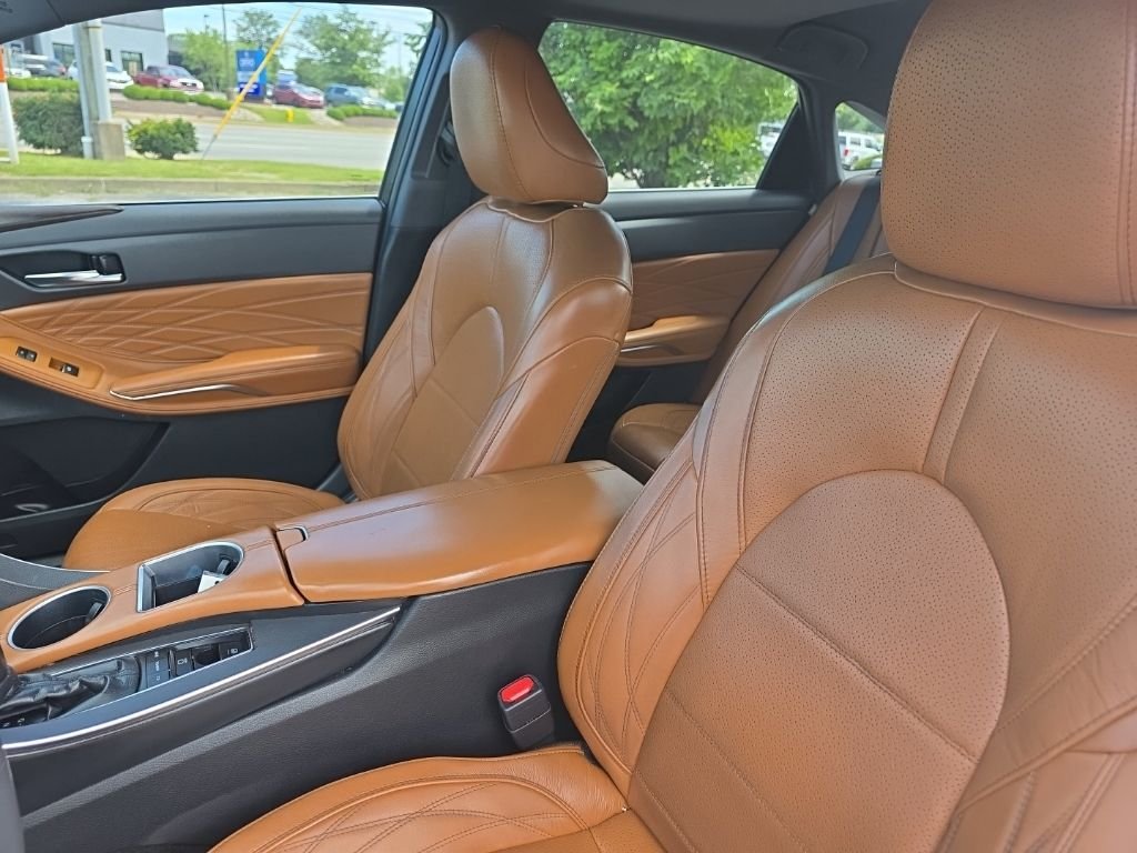 Used 2019 Beige Toyota Limited image 11