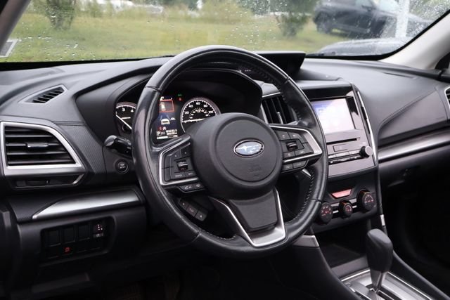 Used 2019 Gray Subaru Premium image 7