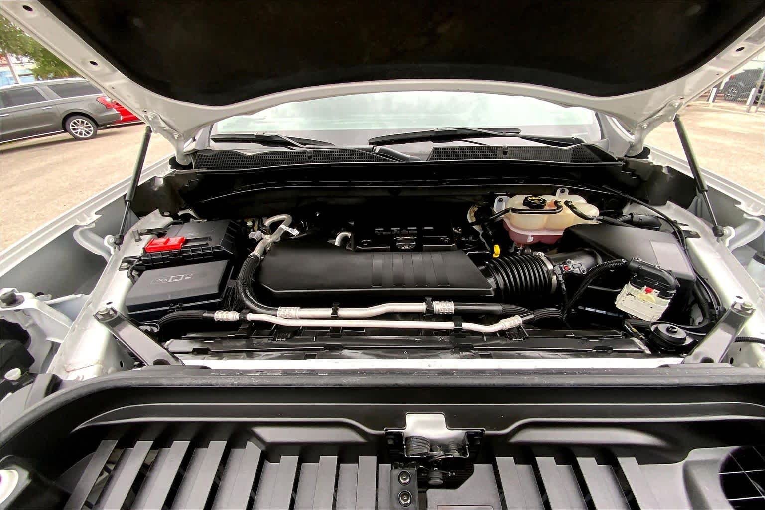 Certified Used 2024 Summit White GMC Elevation image 31