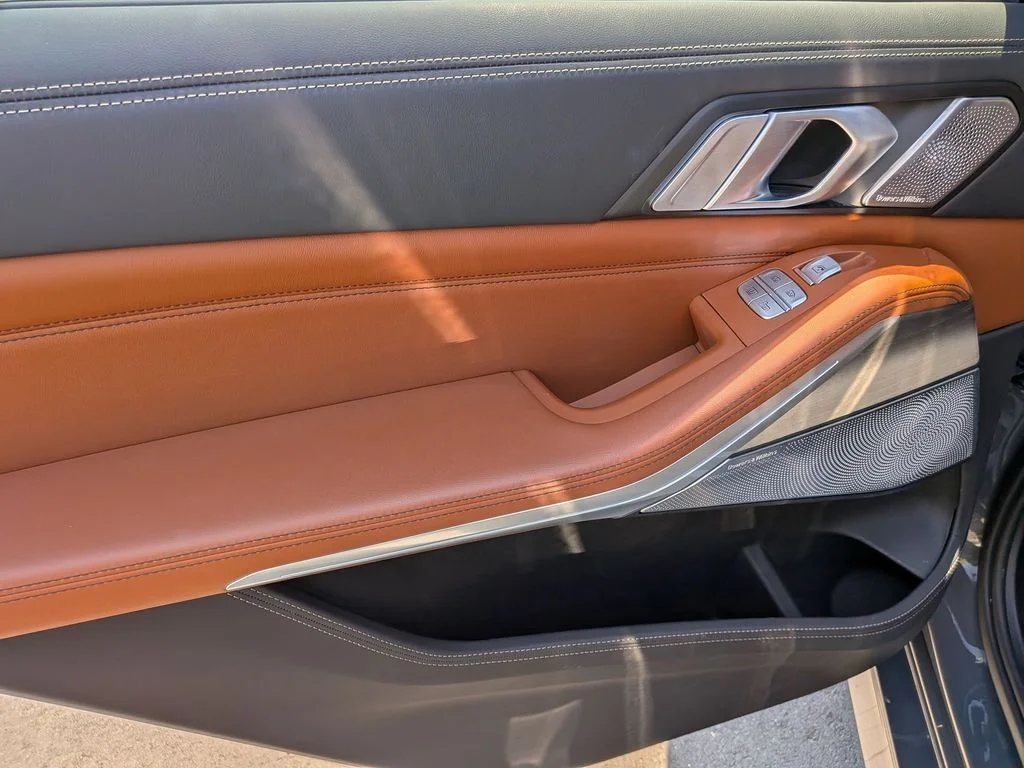 Used 2025 Gray BMW ALPINA XB7 image 16