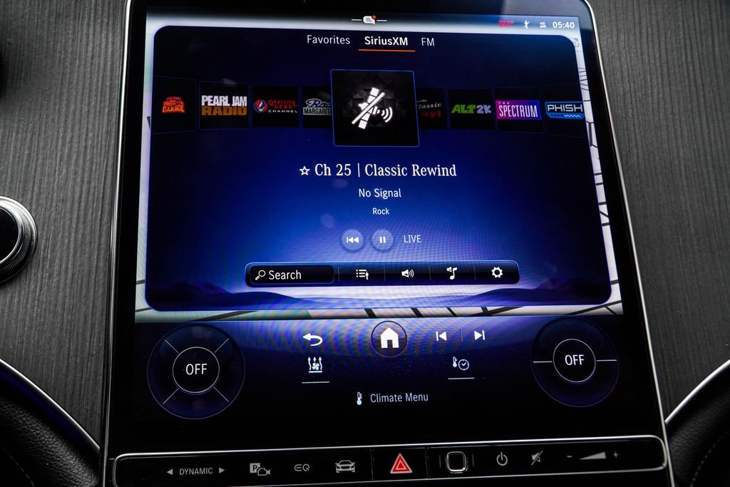 Used 2023 Green Mercedes-Benz 350 SUV image 28