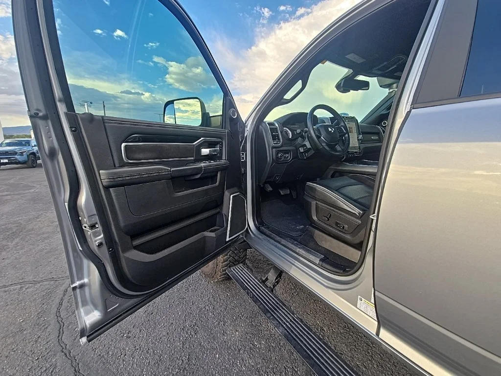 Used 2022 Billet Silver Metallic Ram Laramie image 18