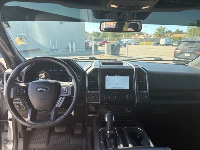Used 2017 Oxford White Ford XLT image 10