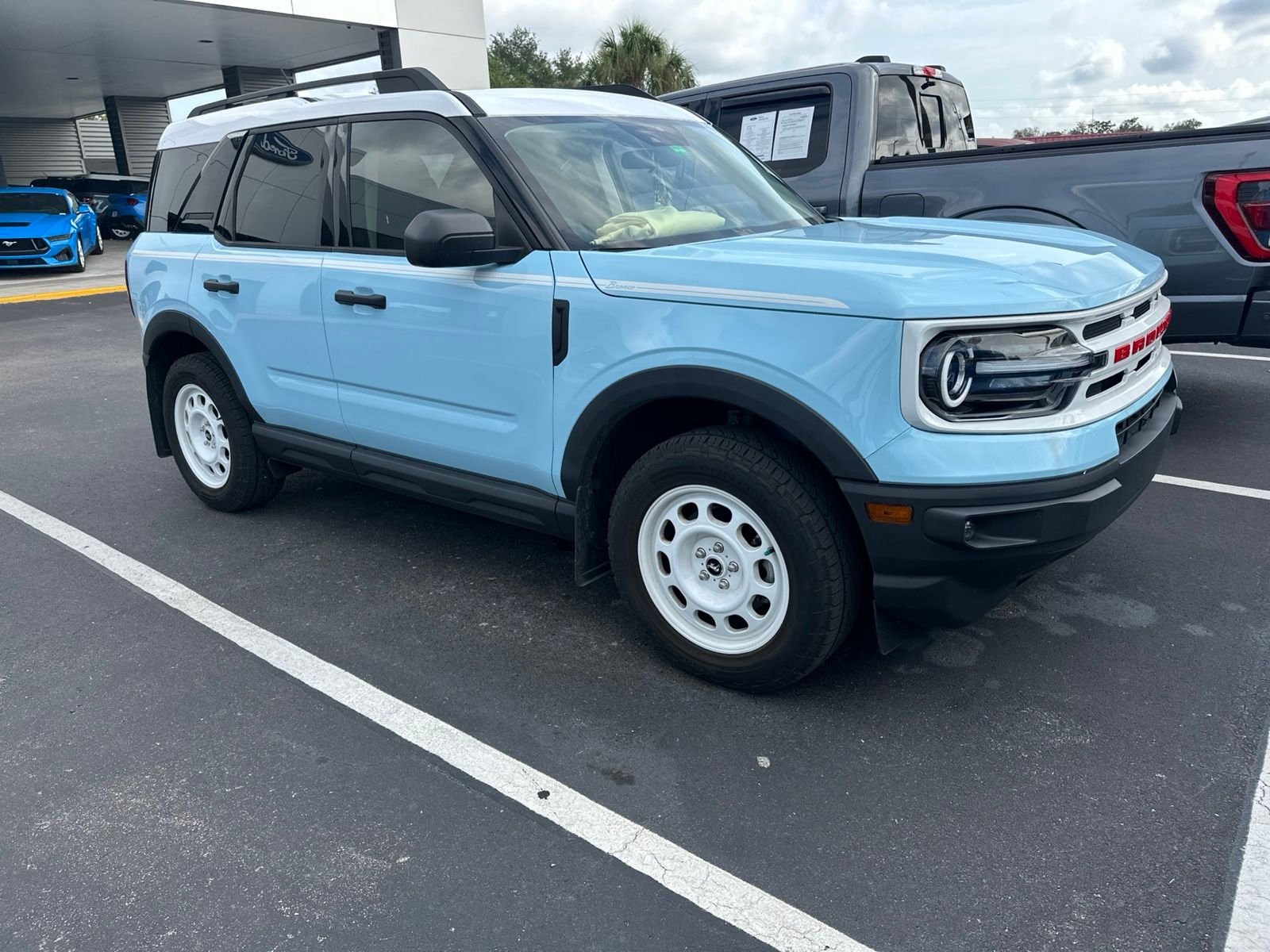 Used 2024 Blue Ford Heritage image 1