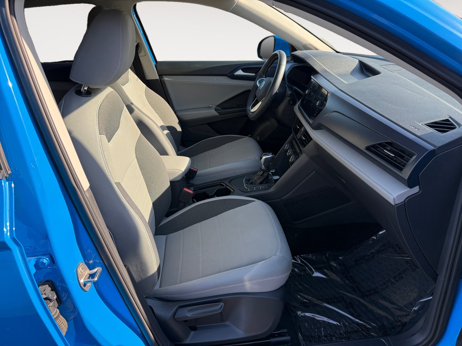 Used 2024 Blue Volkswagen 1.5T SE image 19