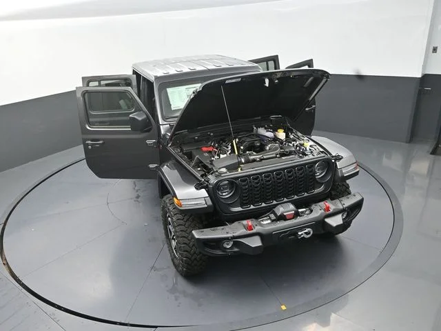 New 2026 Granite Crystal Metallic Clearcoat Jeep Shadow Ops image 31