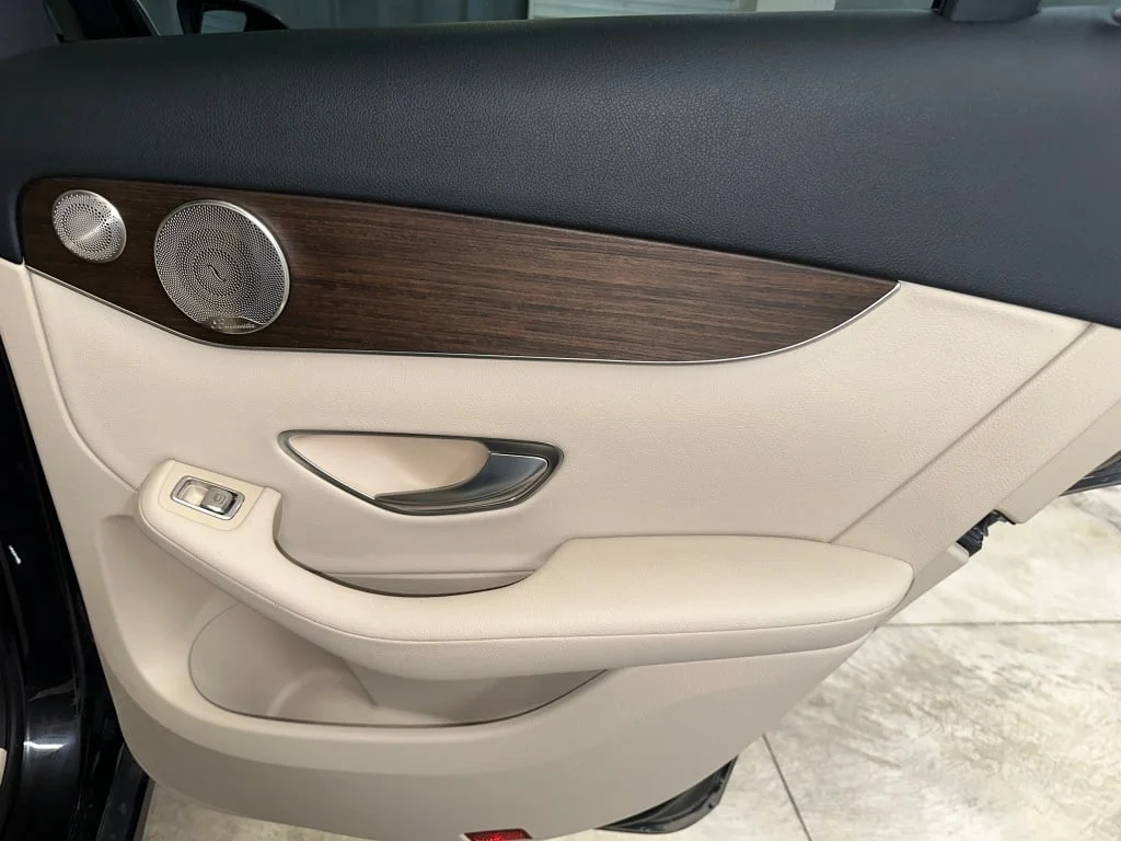 2021 Mercedes-Benz GLC GLC300 - Photo 28