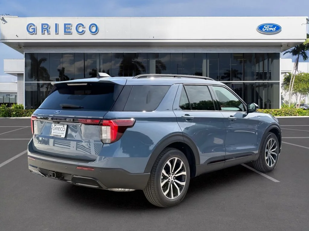 New 2026 Vapor Blue Metallic Ford ST-Line image 7