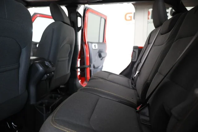 Used 2025 Red Jeep Sport S image 20