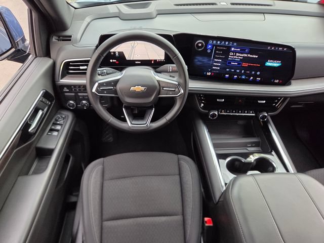 2025 Chevrolet Suburban LS - Photo 13