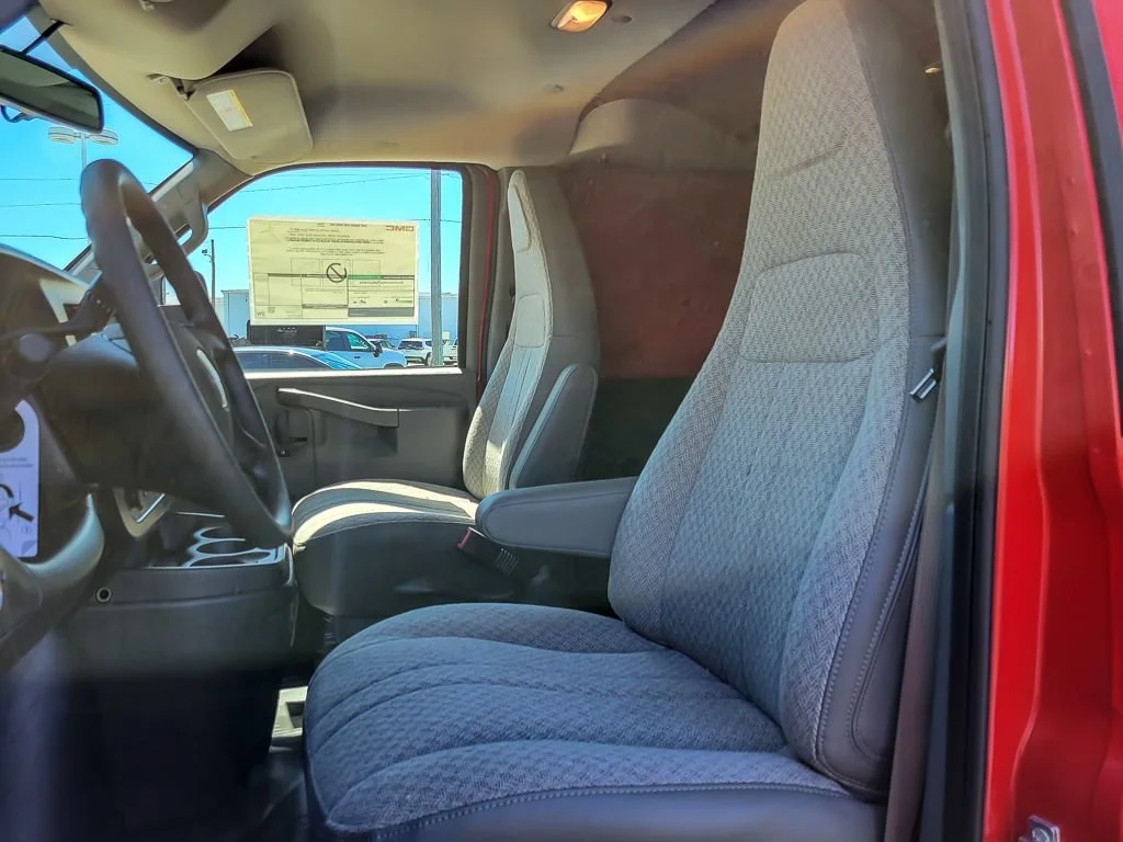2026 GMC Savana Cargo Work Van - Photo 8