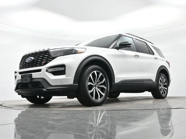 Used 2020 Star White Metallic Tri-coat Ford ST image 26