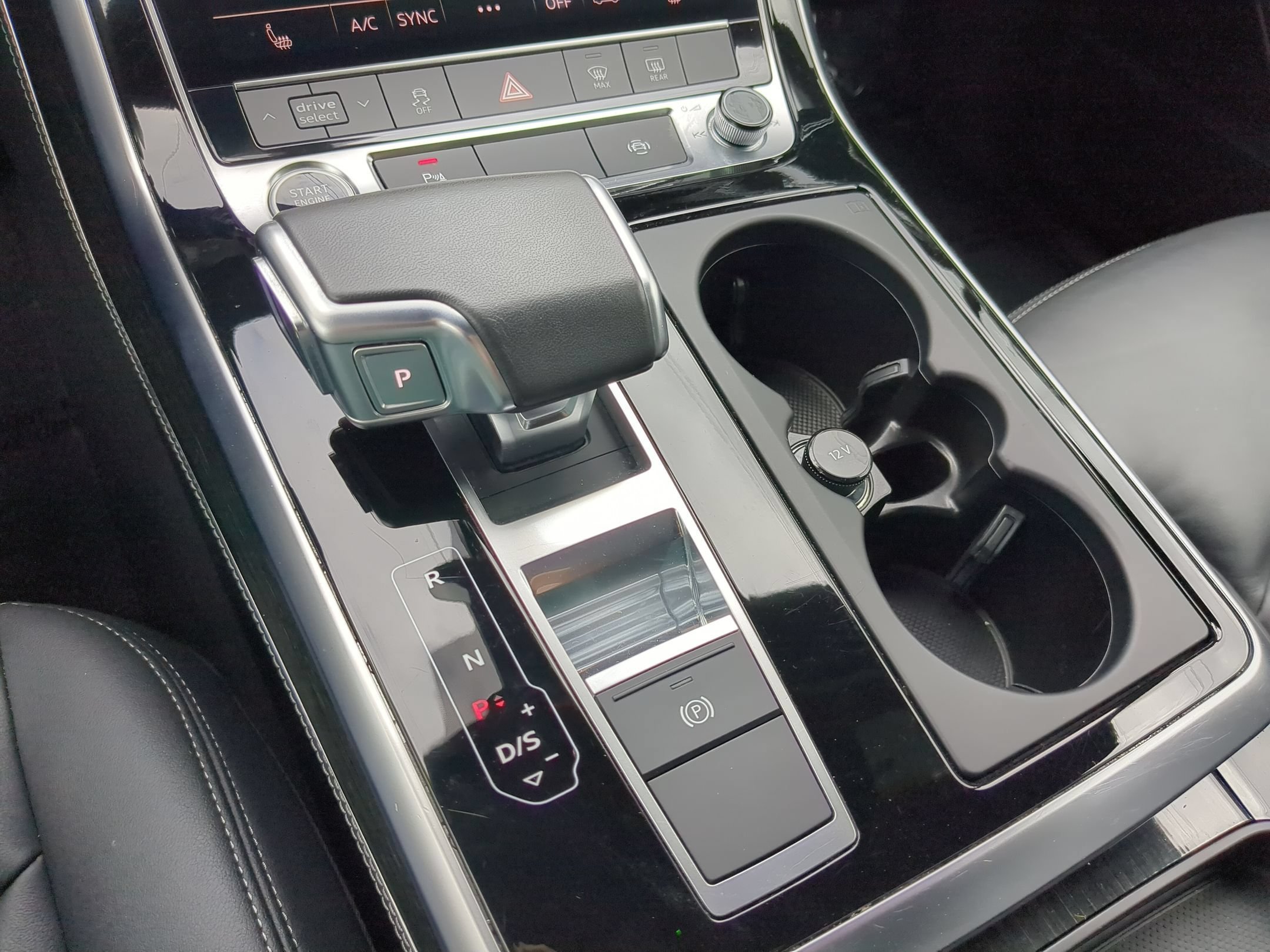 Used 2025 White Audi Premium Plus image 27