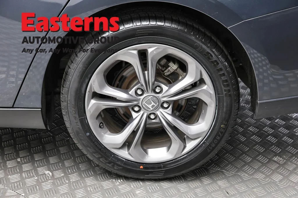 Used 2024 Gray Honda EX image 8