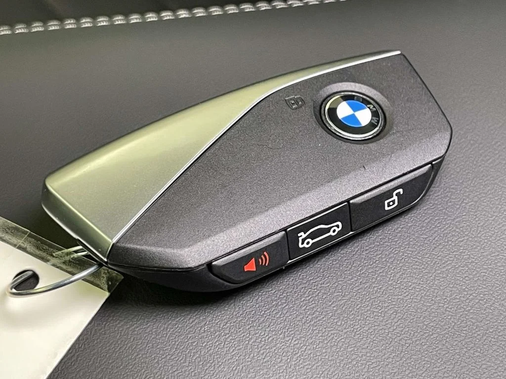 2026 BMW X3 30 - Photo 37