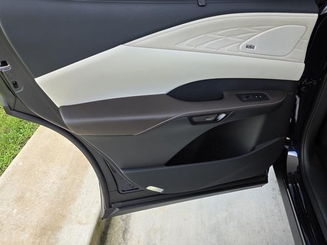 Certified Used 2025 Mica Lexus 350 Luxury image 39