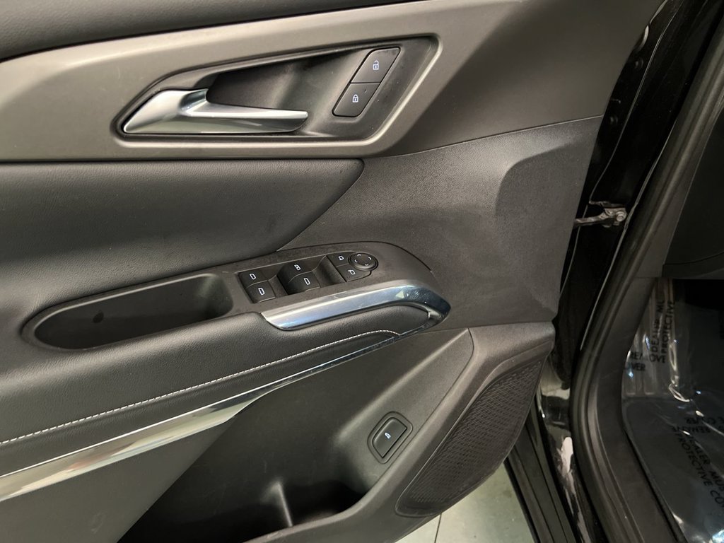 2025 Chevrolet Traverse LT - Photo 13