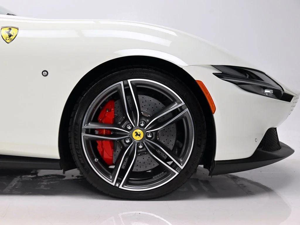 Used 2024 Bianco Avus Ferrari  image 24