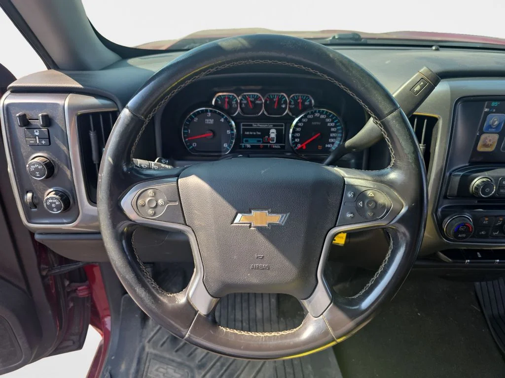 Used 2018 Cajun Red Tintcoat Chevrolet LT image 13