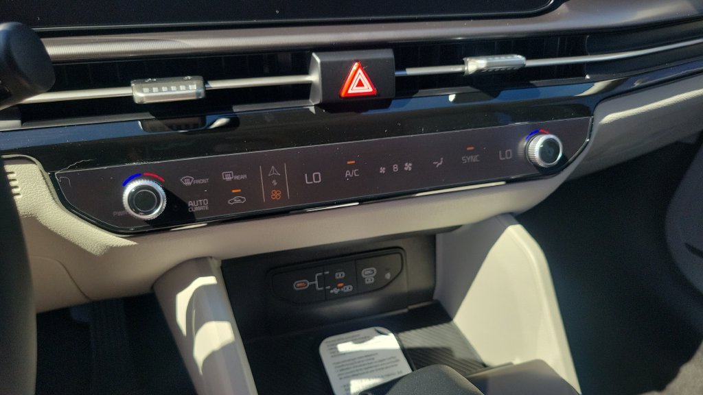 New 2027 Gravity Gray Kia EX image 15