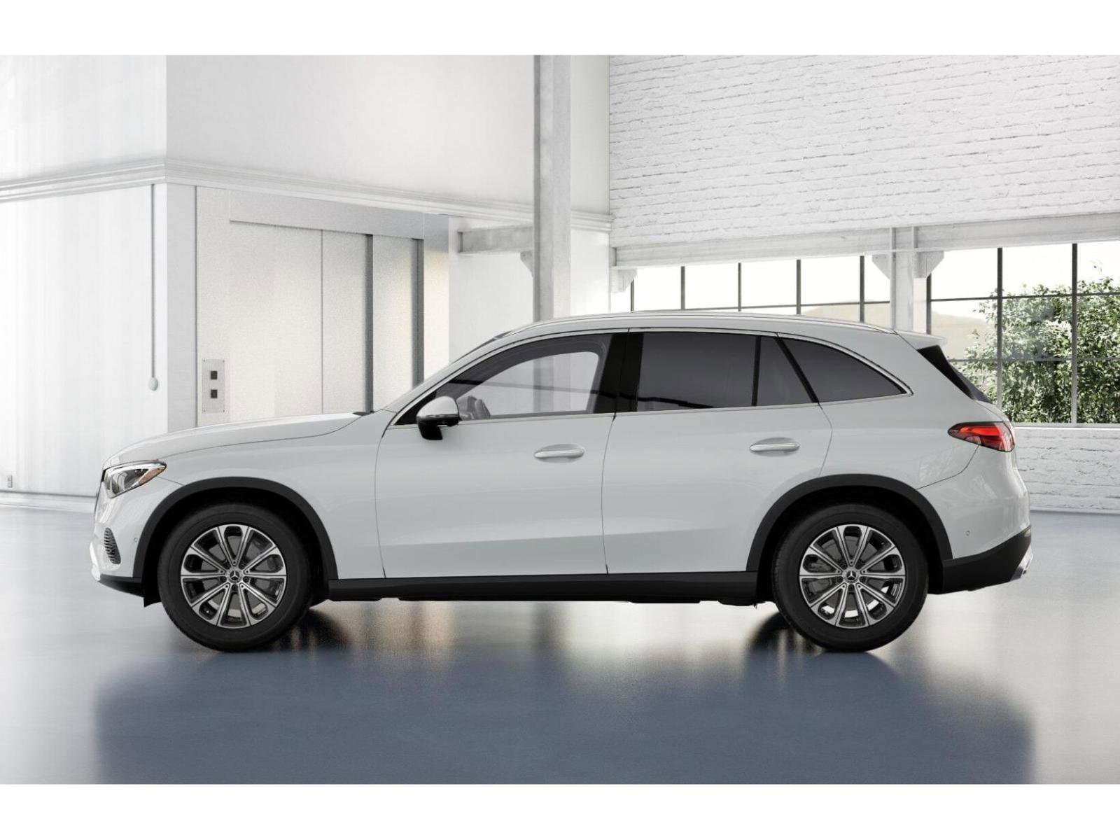 New 2026 MANUFAKTUR Moonlight White Metallic Mercedes-Benz GLC 300 4MATIC® SUV image 34