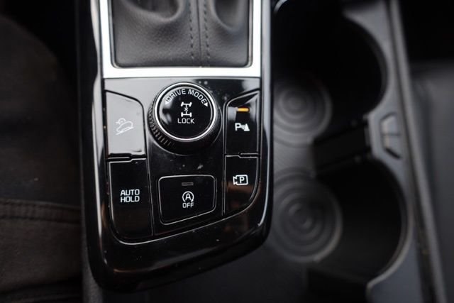 Used 2024 Green Kia X-Line image 33
