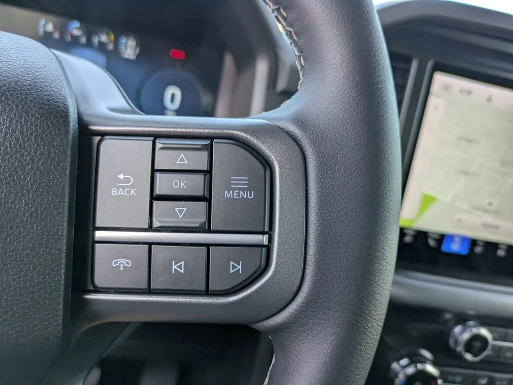 New 2026 Oxford White Ford XLT image 30