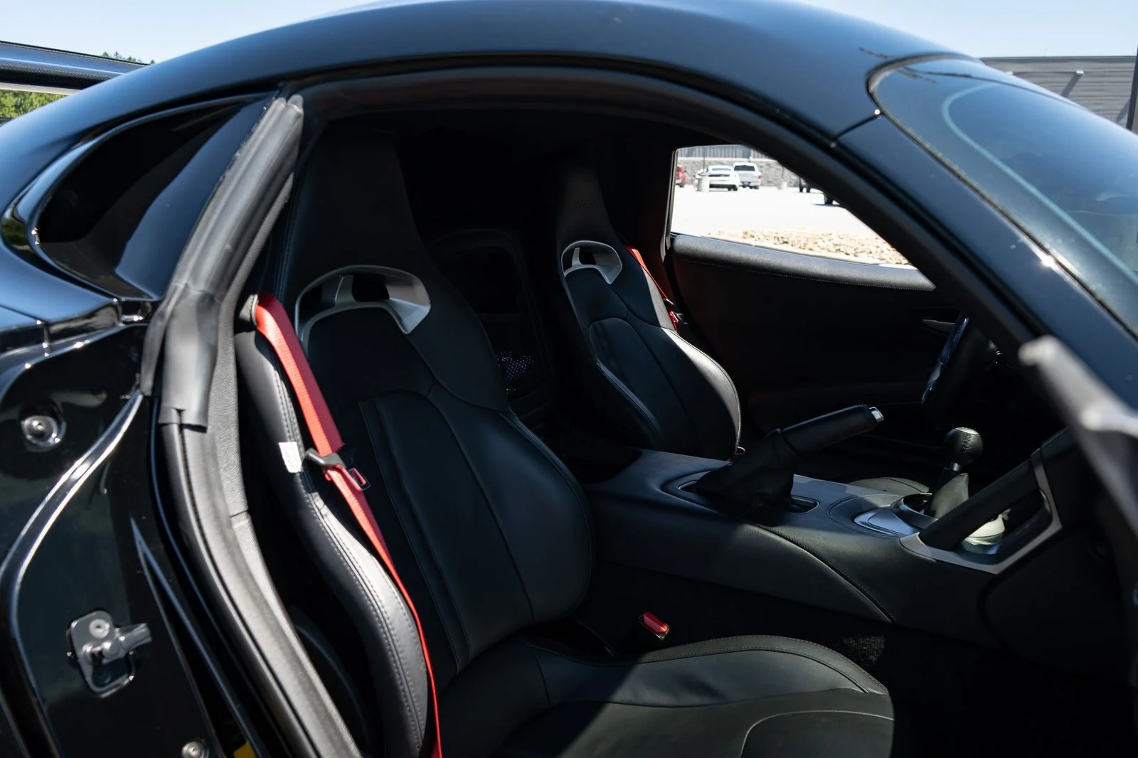 Used 2014 Black Dodge SRT image 43