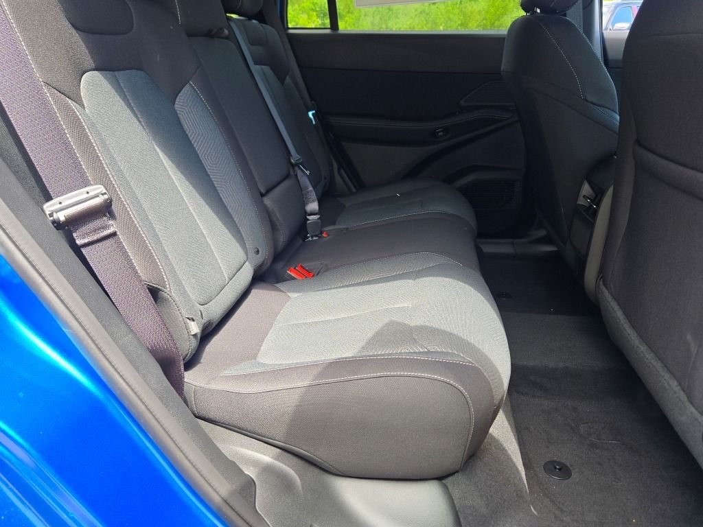 New 2026 Hydro Blue Pearl-Coat Exterior Paint Jeep Laredo image 9