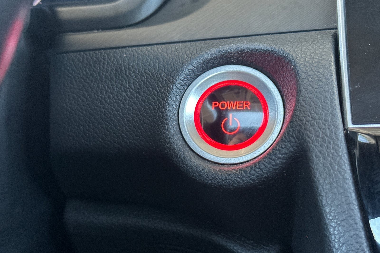 Used 2020 BLACK Honda Touring image 21
