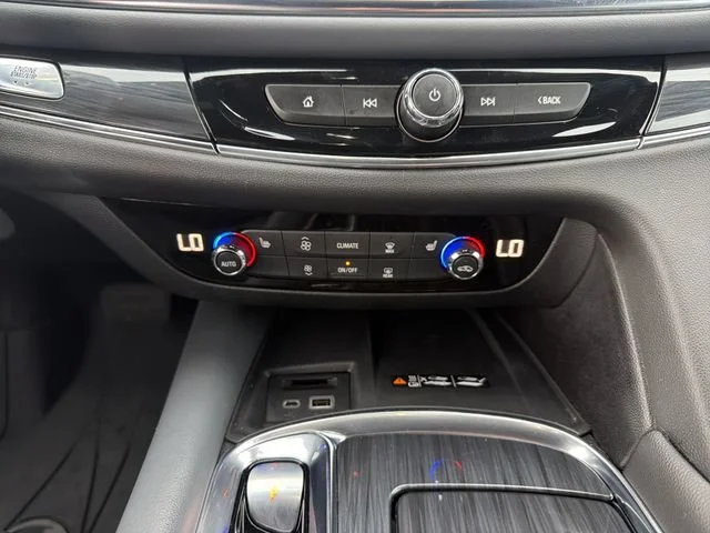 Used 2023 (Includes Satin Nickel lower exterior accent color.) Buick Essence image 33