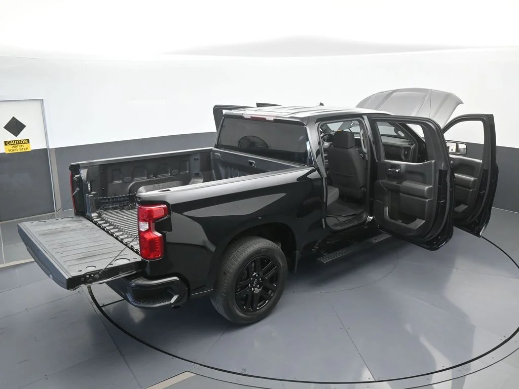 Used 2024 Black Chevrolet Custom image 63