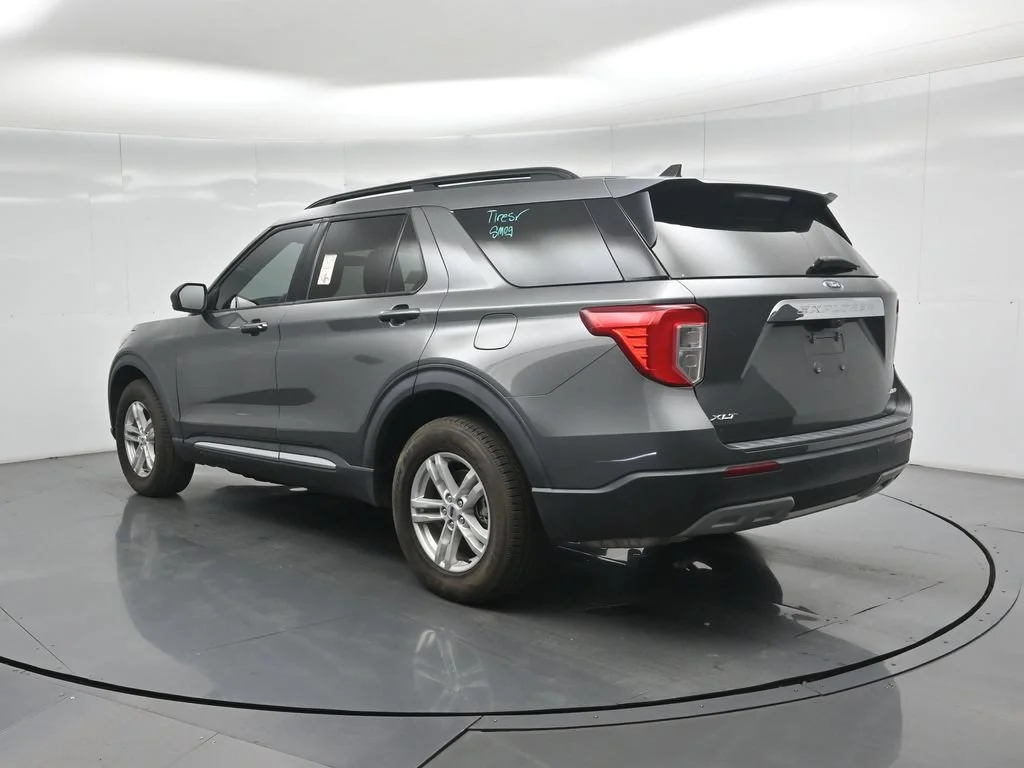 Certified Used 2023 Gray Ford XLT image 9