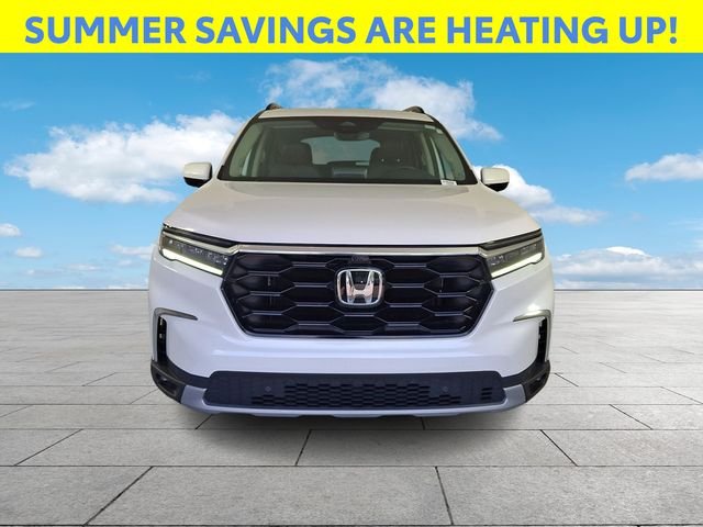 Used 2025 White Honda Elite image 3