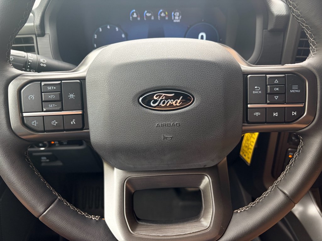 Used 2024 Agate Black Metallic Ford XLT image 15