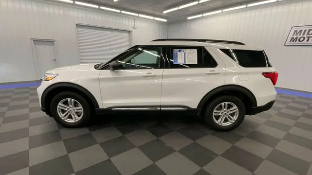 Used 2023 Star White Ford XLT 4WD image 5