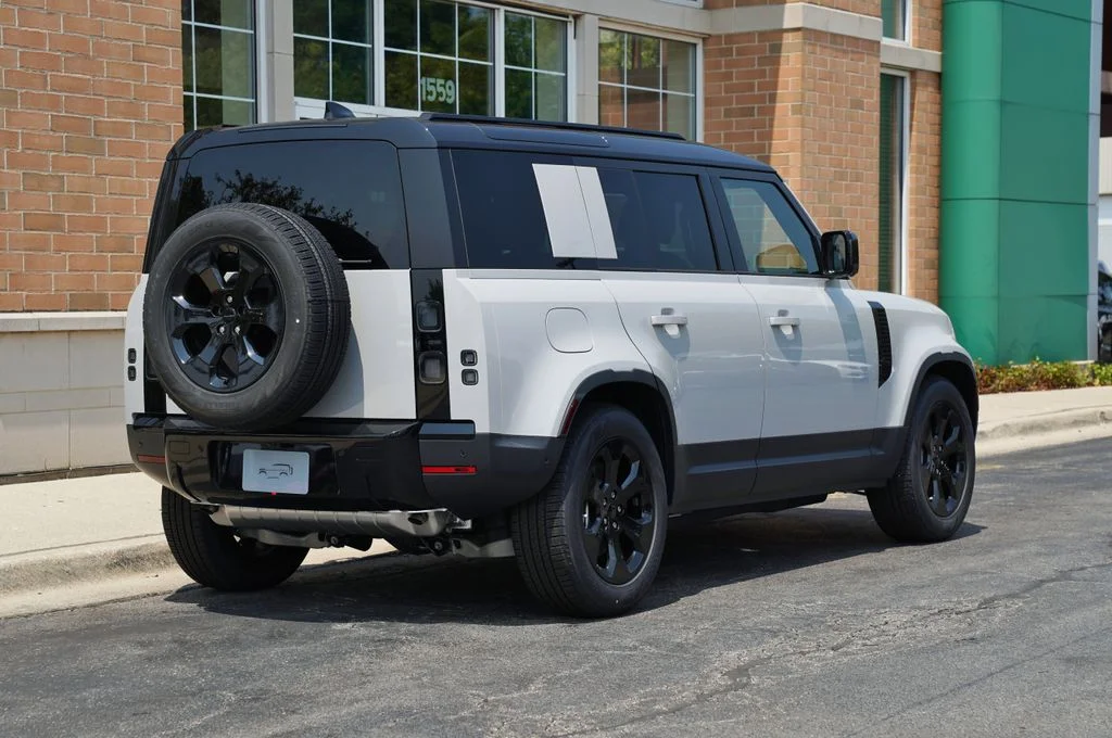 New 2026 Borasco Grey Land Rover S image 6