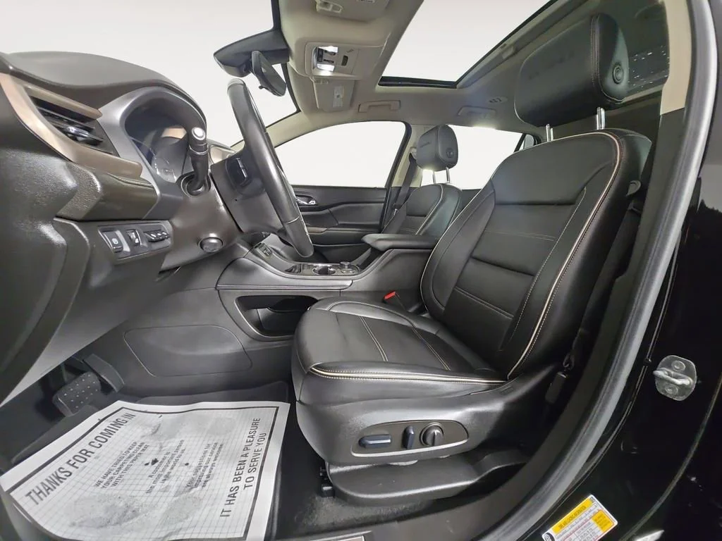Used 2023 Ebony Twilight Metallic GMC Denali image 9