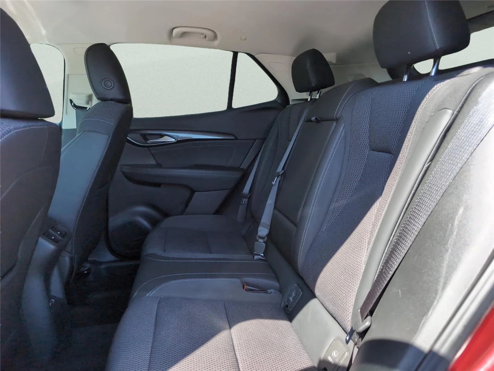 Used 2023 Cinnabar Metallic Buick Preferred image 30
